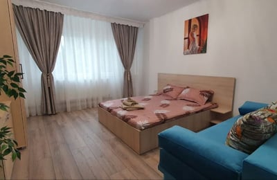 Rental of a comfortable 3-room apartment, 64 m², Old Town, Constanța, Romania